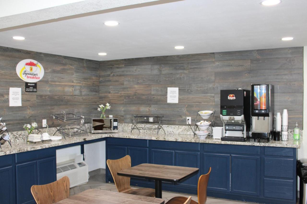 Super 8 By Wyndham Morganton Hotel ภายนอก รูปภาพ